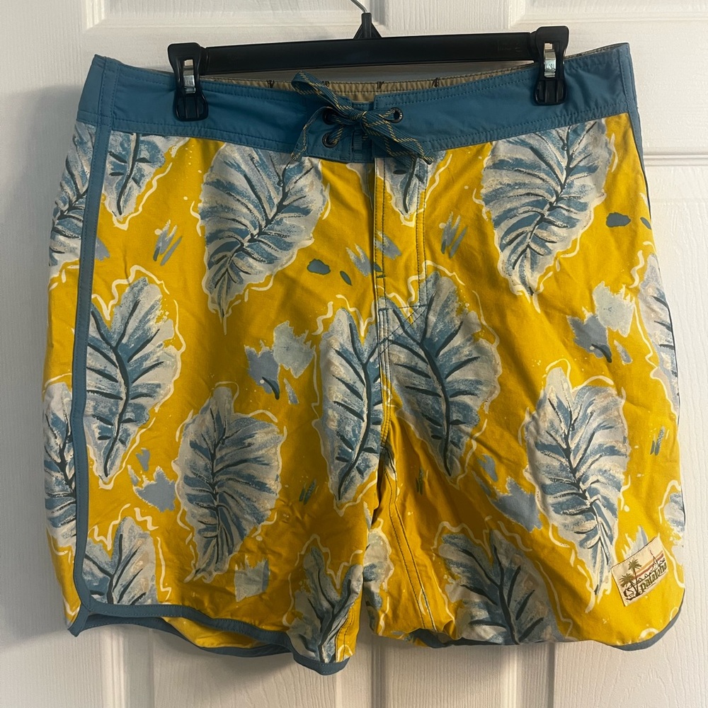 Bathing suit